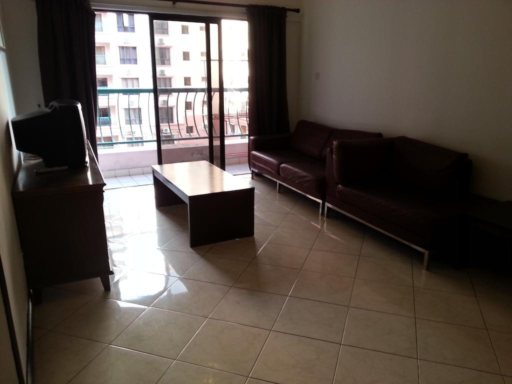 Dorcas Service Apartment - Marina Court Кота-Кинабалу Номер фото